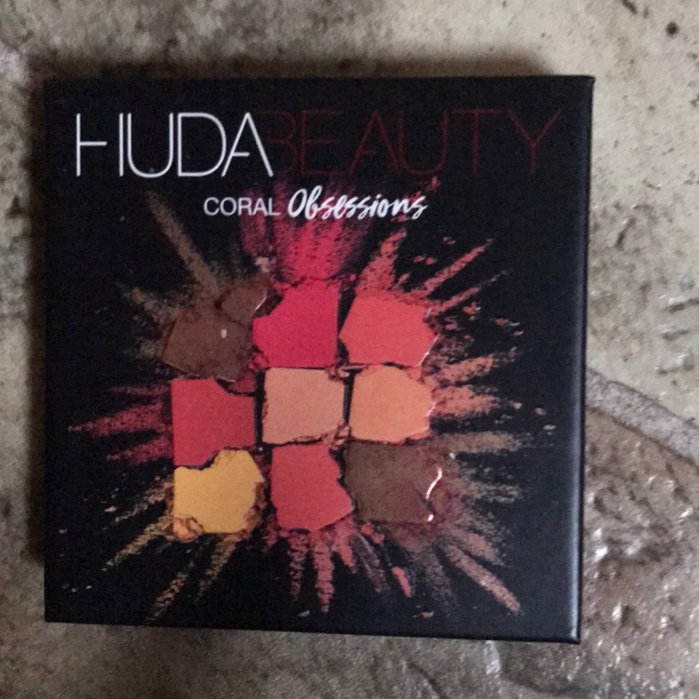 Huda Coral Obsession
